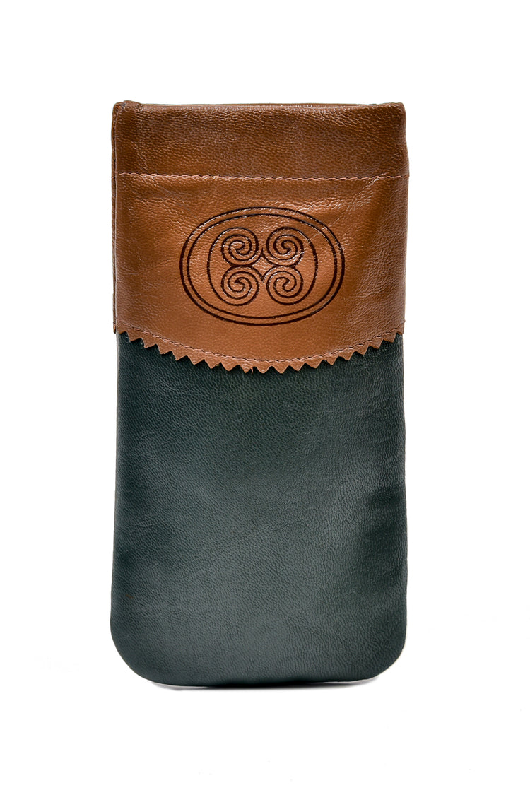Luxurious Authentic Irish Leather Glasses Snap Case - Genuine Celtic Merchandise in Brown and Green Leather